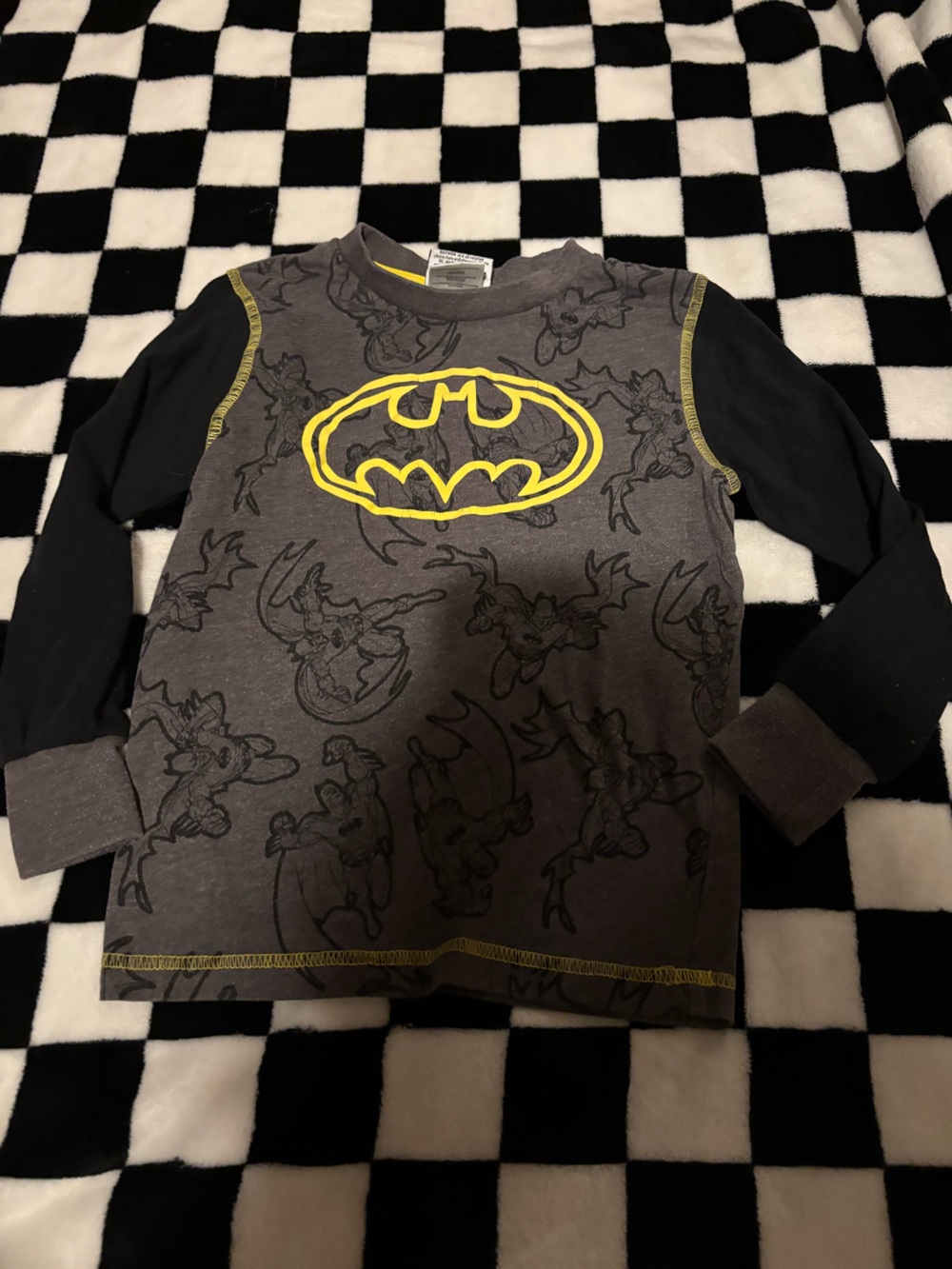 Size small 6 Batman long sleeve shirt